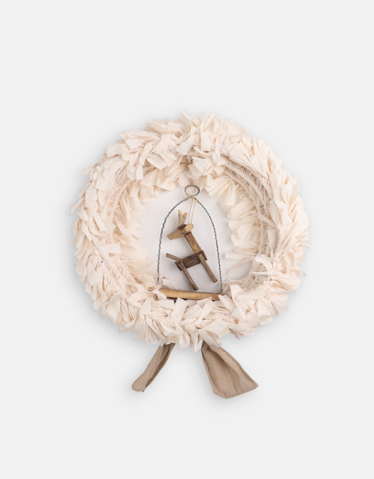 SMALL WREATH WITH REINDEER ORNAMENT